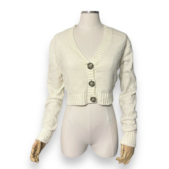 URBAN OUTFITTERS Ivory Maura Cropped Chenille Cardigan - Picture 2 of 4